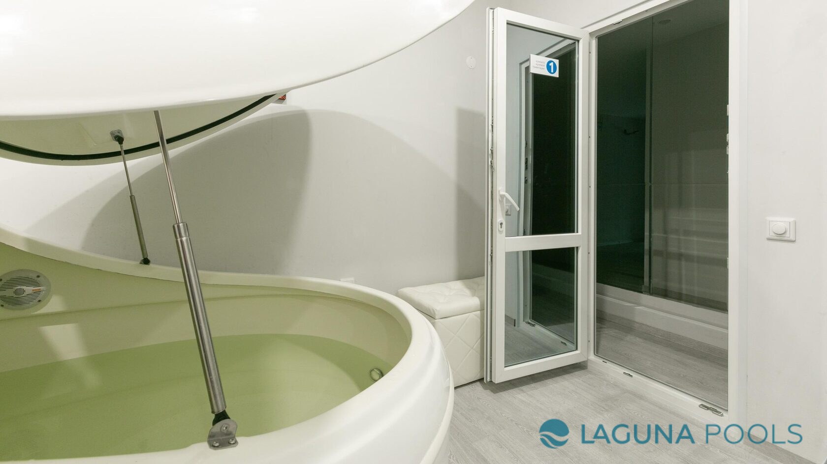 FloatSpa — интерьер